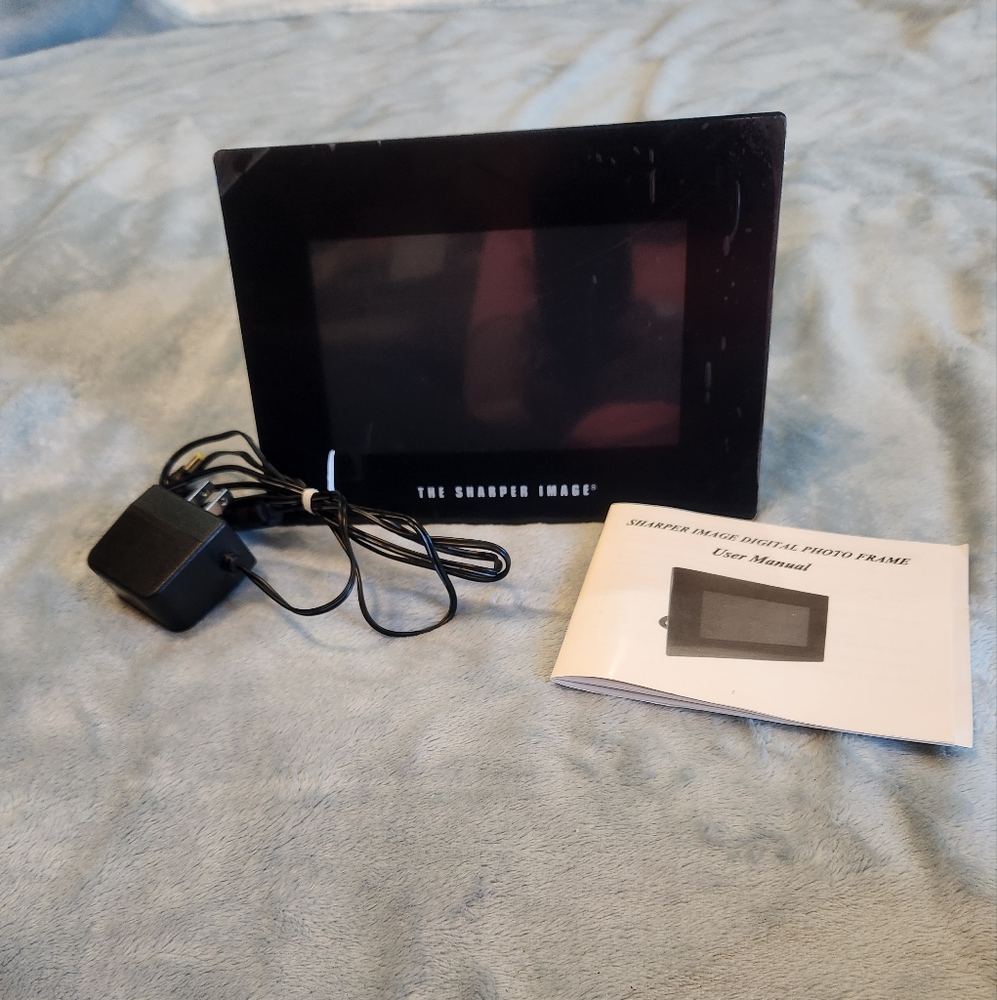 Sharper Image Digital Photo Frame - Picture 3 of 8